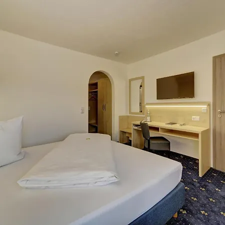 Post Hotel 3*