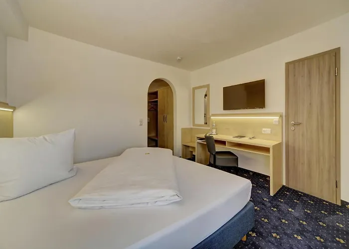Post Hotel 3*