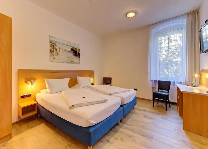 Post Hotel 3*